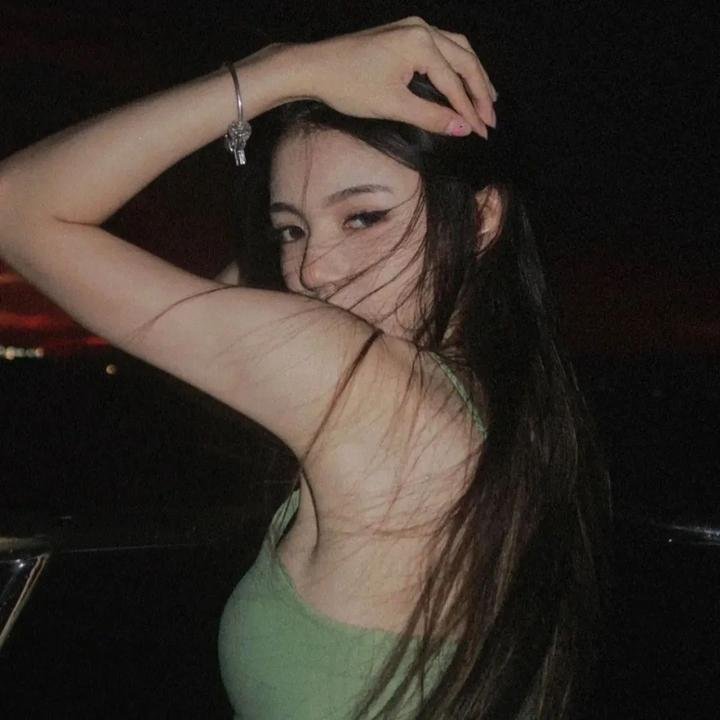 种女 海报
