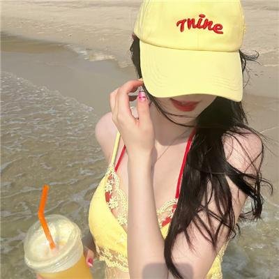飘扬的红领巾 海报